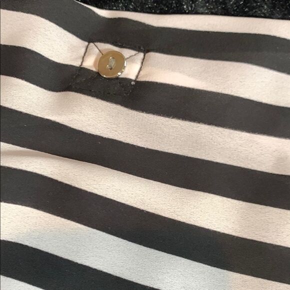 Women’s Alfani Vertical Striped Black and White Blouse Size 4 - Picture 12 of 13